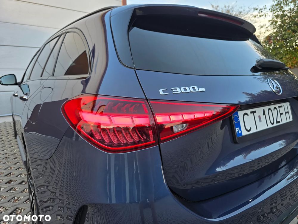 Mercedes-Benz Klasa C 300 e 9G-TRONIC AMG Line Advanced - 24