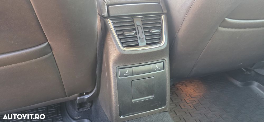 Skoda Octavia 2.0 TDI DSG L&K - 5