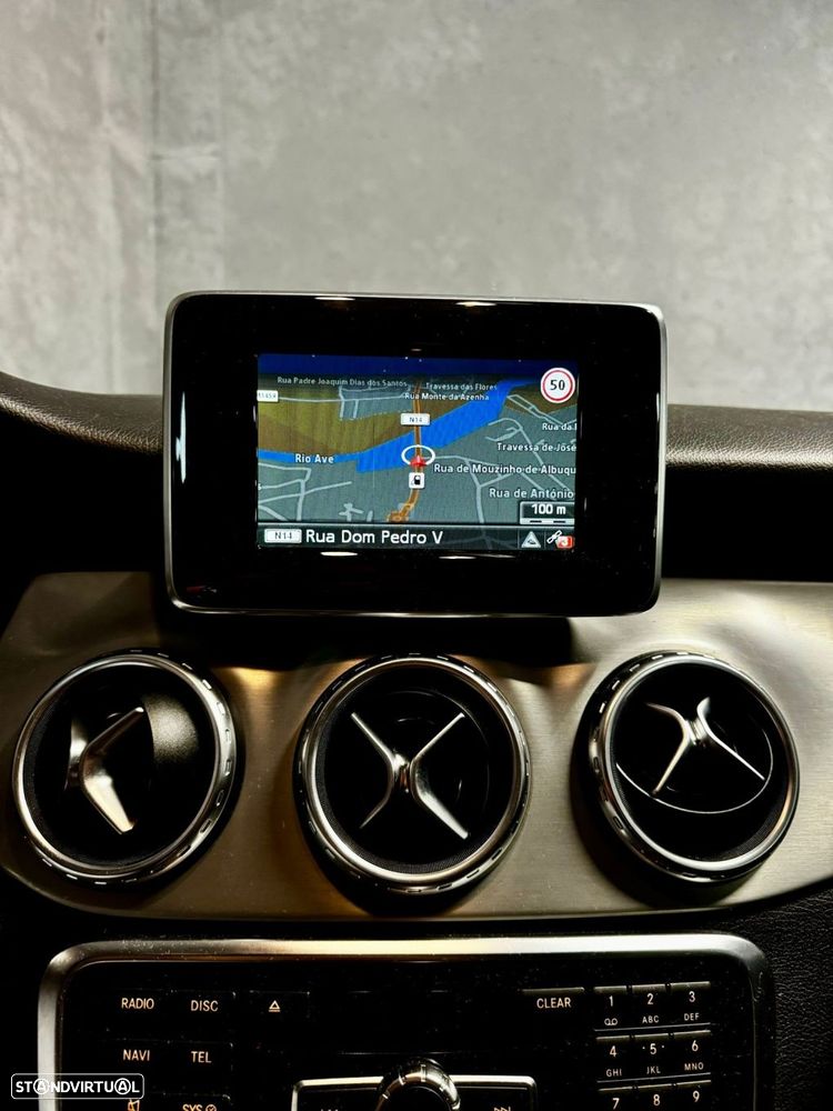 Mercedes-Benz GLA 200 d AMG Line - 44