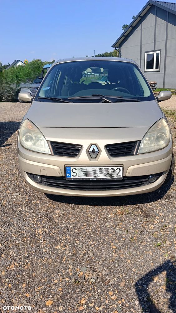 Renault Scenic - 1