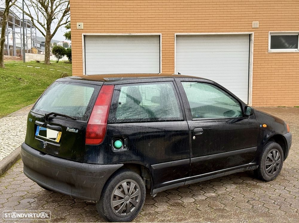 Fiat Punto 1.1i - 4