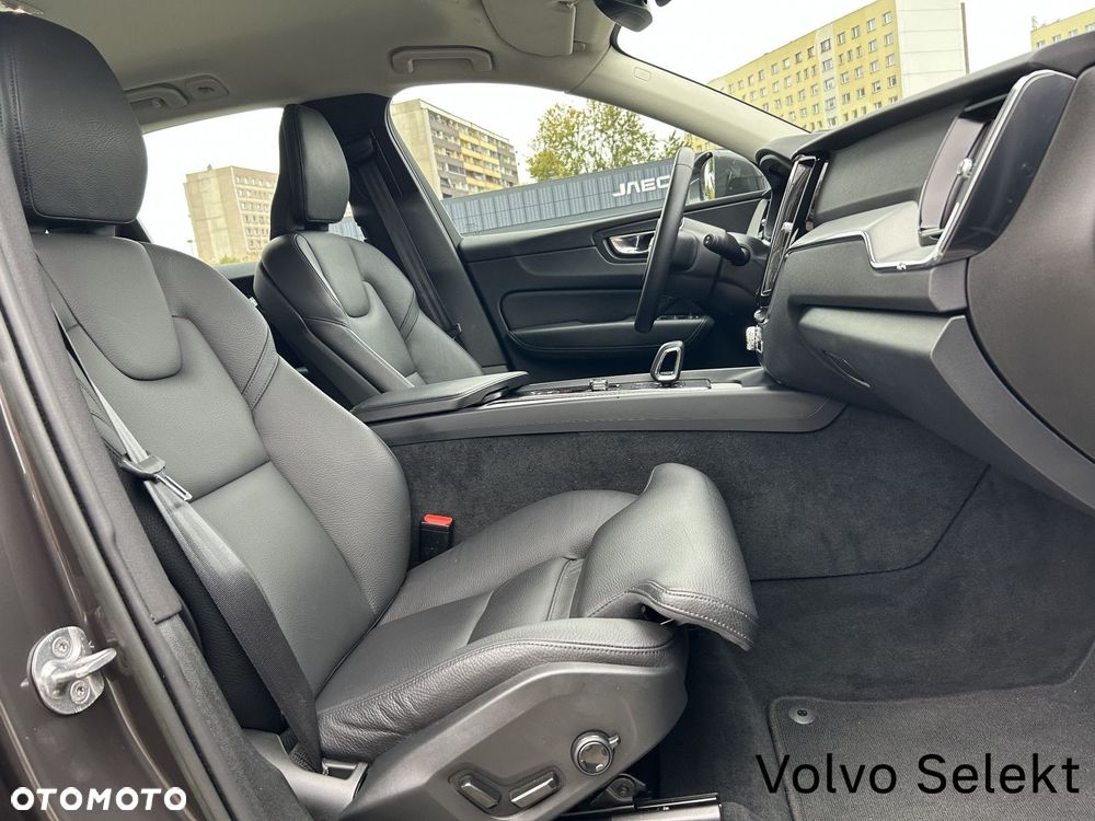 Volvo XC 60 - 23