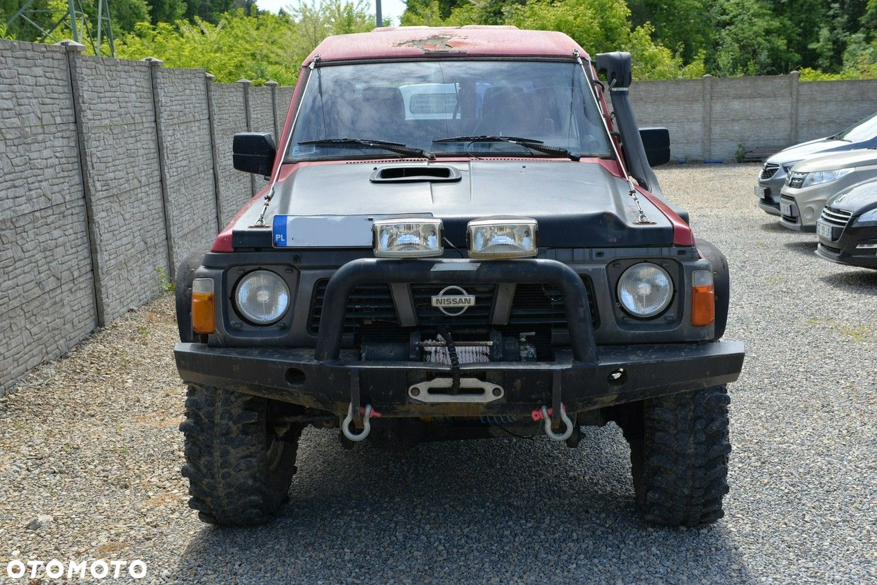 Nissan Patrol 2.8 D Hard Top - 12