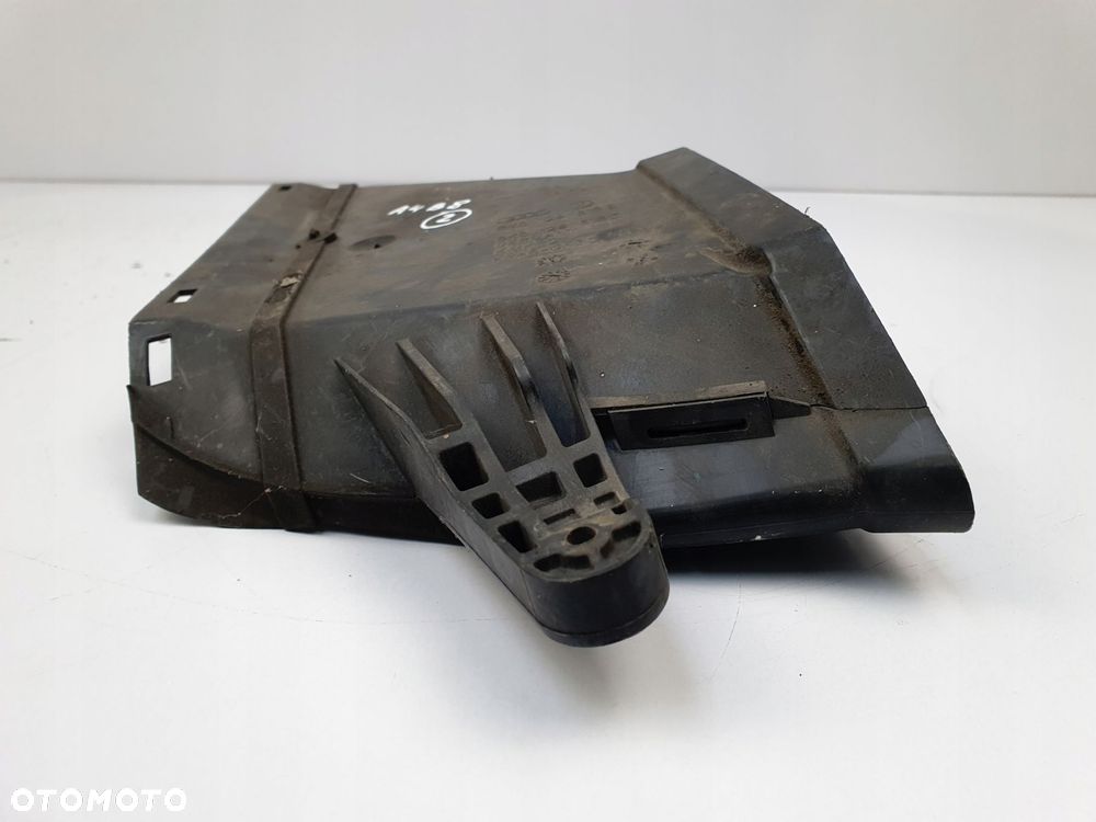 WLOT POWIETRZA DOLOT Kierownica Audi A5 A4 B8 8K0129618D - 9
