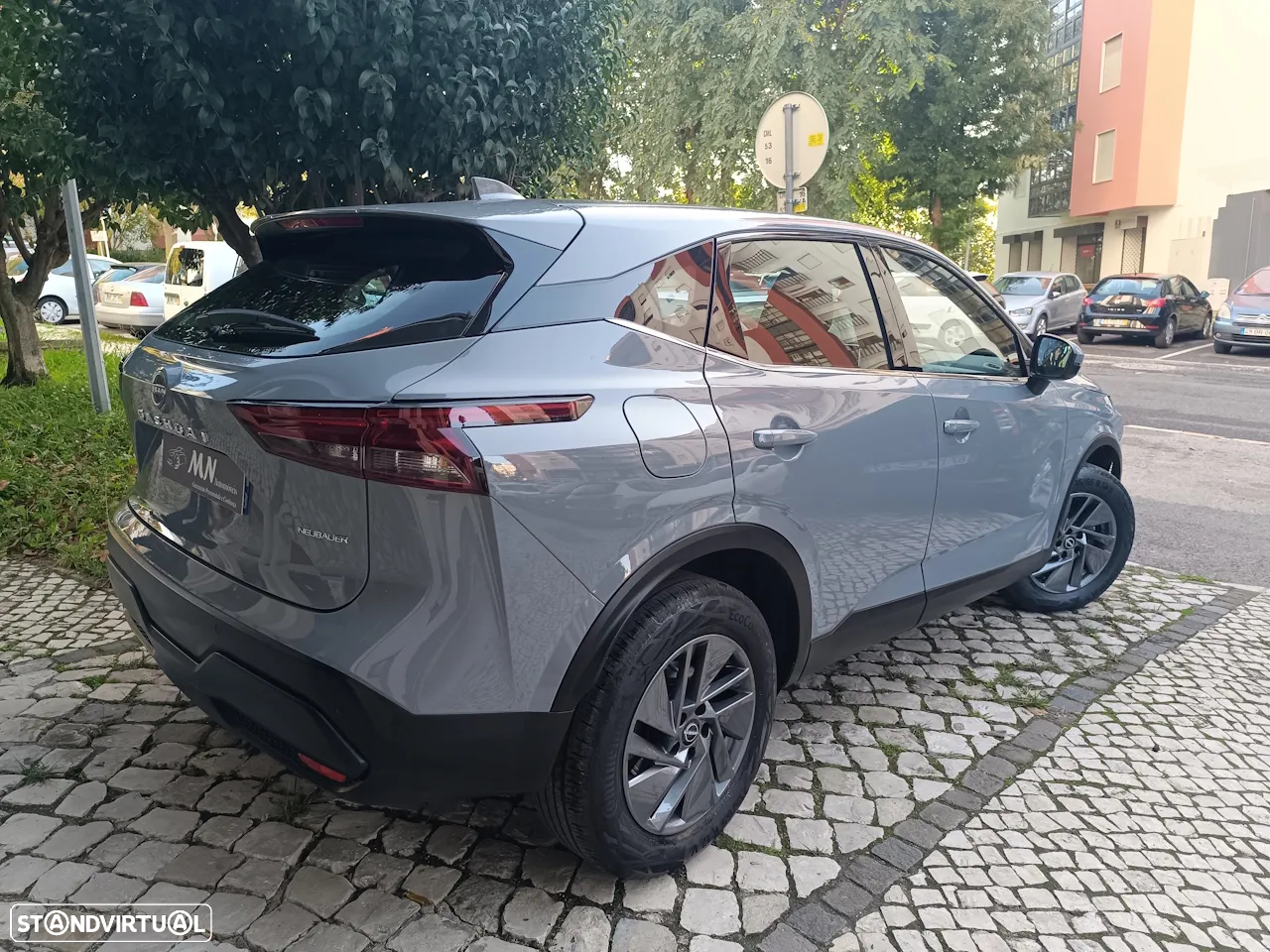 Nissan Qashqai 1.3 DIG-T N-Connecta LED Xtronic - 3