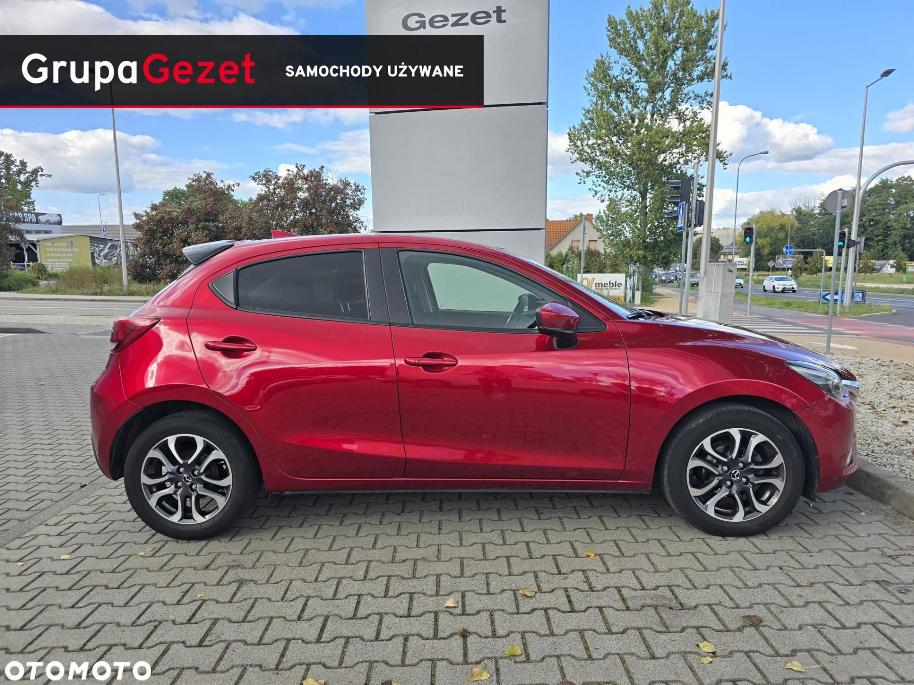 Mazda 2 - 3