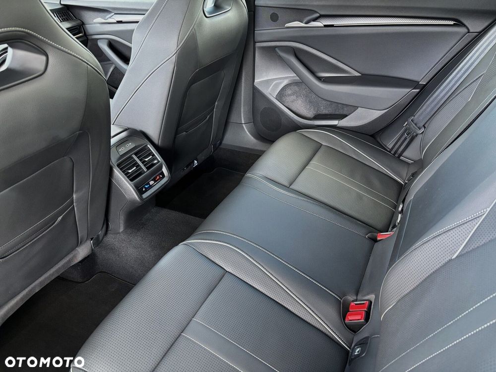 Skoda Superb 2.0 TDI SCR 4x4 Sportline DSG - 20