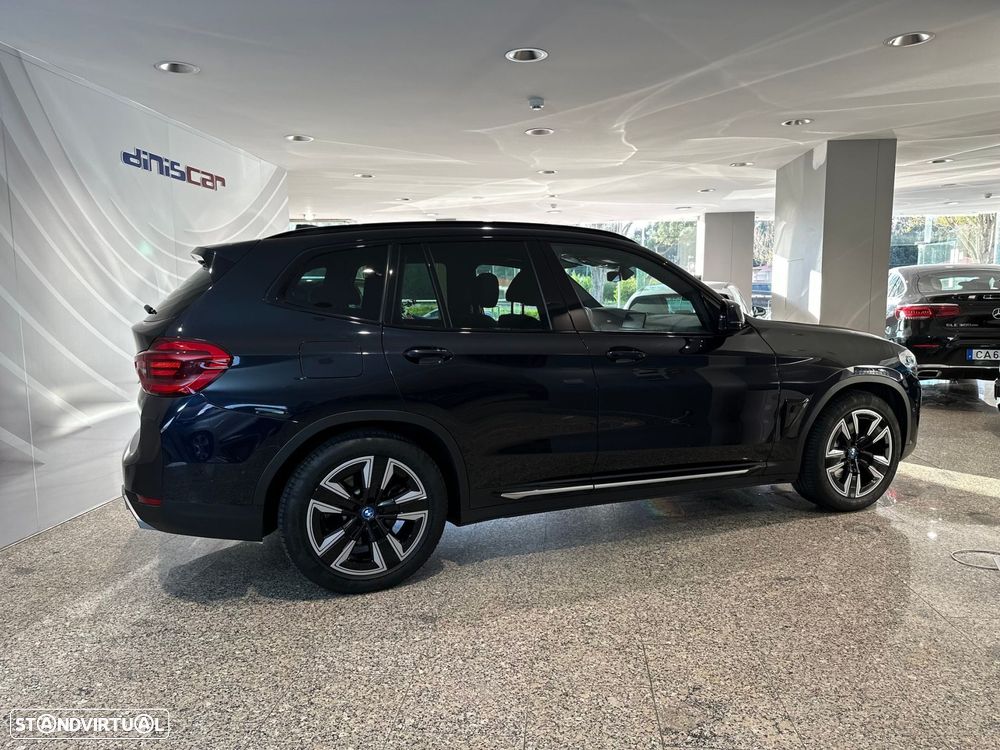 BMW iX3 Inspiring - 43