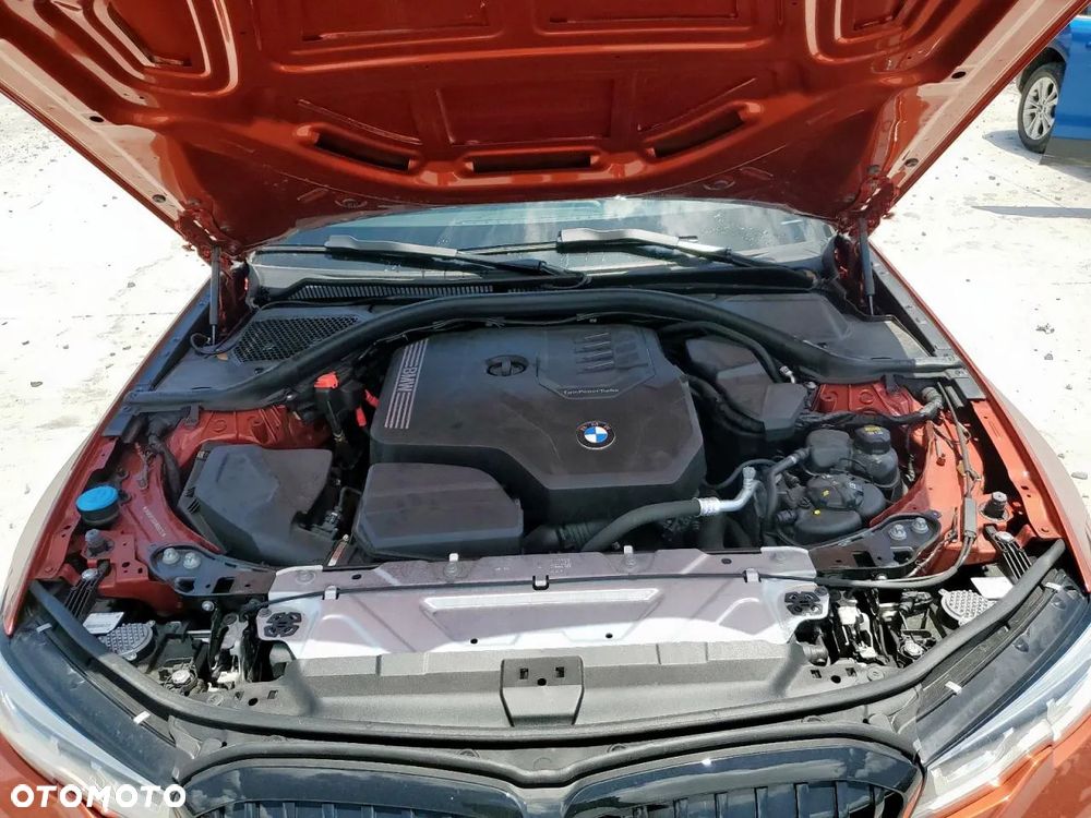 BMW Seria 3 330i M Sport sport - 11