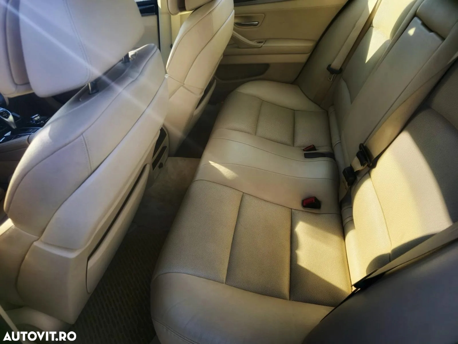 BMW Seria 5 530d xDrive - 10