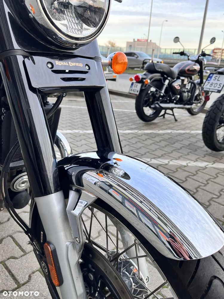 Royal Enfield Classic - 9