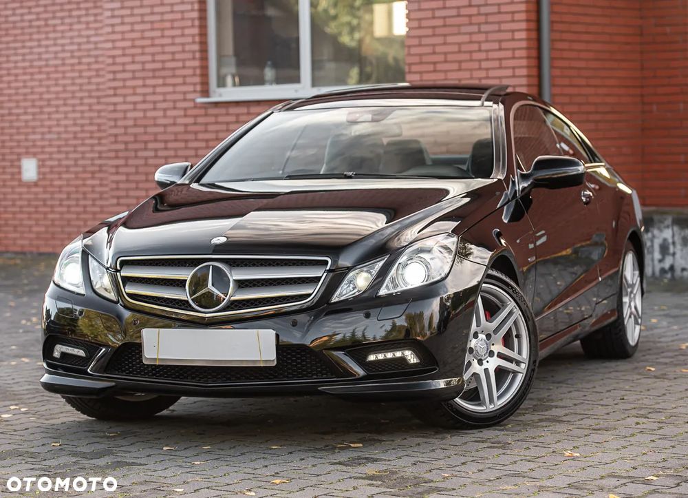Mercedes-Benz Klasa E 350 CGI Coupe BlueEFFICIENCY 7G-TRONIC Avantgarde - 5