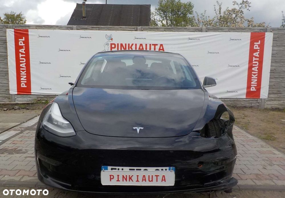 Tesla Model 3 Langstreckenbatterie Allradantrieb Dual Motor Performance - 3