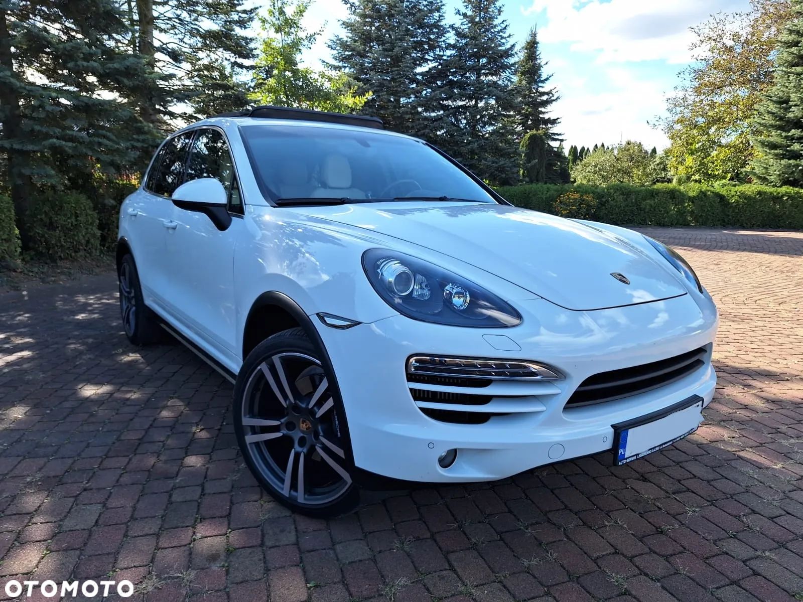 Porsche Cayenne - 1