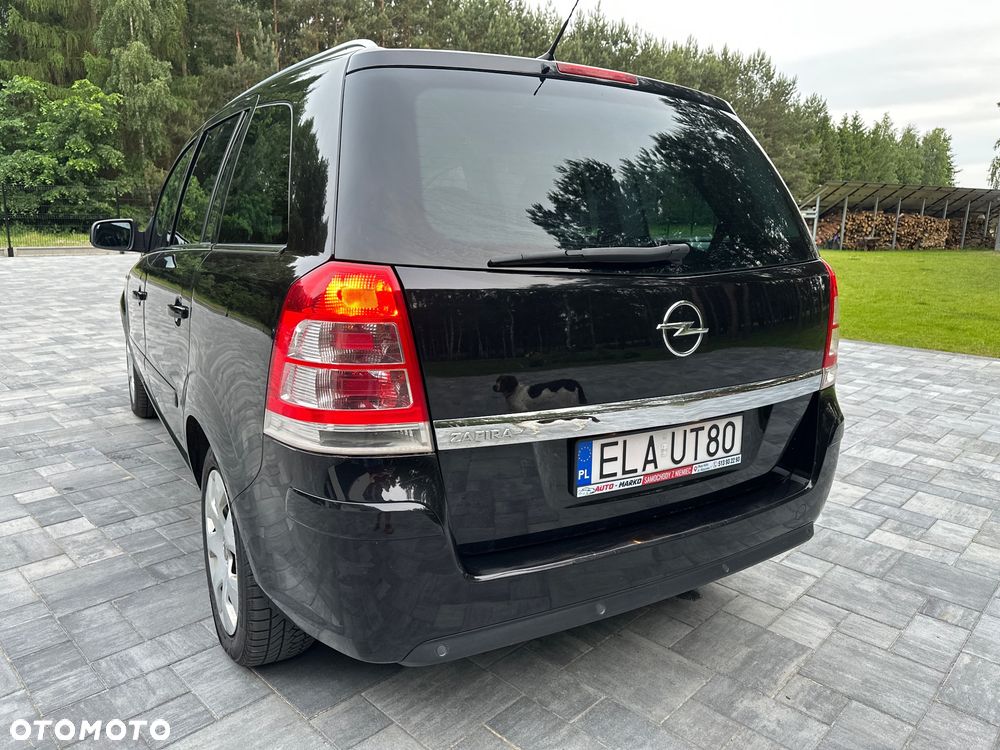 Opel Zafira 1.8 Cosmo EU5 - 1