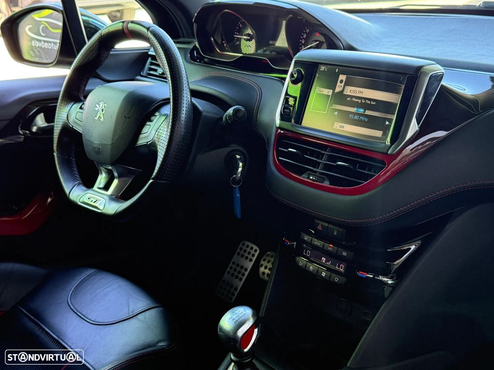 Peugeot 208 1.6 THP GTi - 21
