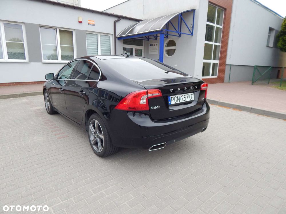 Volvo S60 D4 Drive-E Momentum - 5