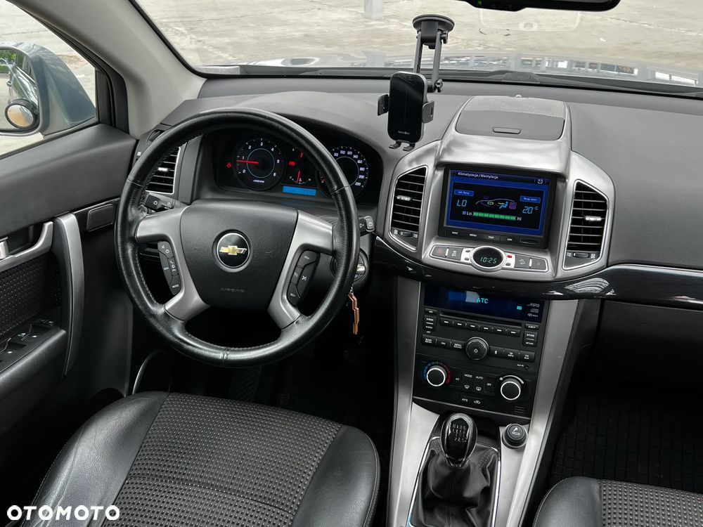 Chevrolet Captiva - 18