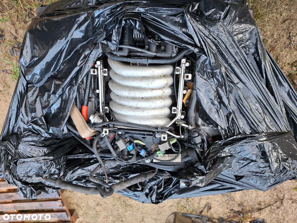 Silnik na czesci Audi 2,4 V6 ALF z Niemiec