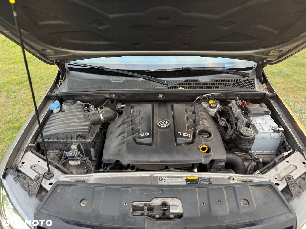 Volkswagen Amarok - 20