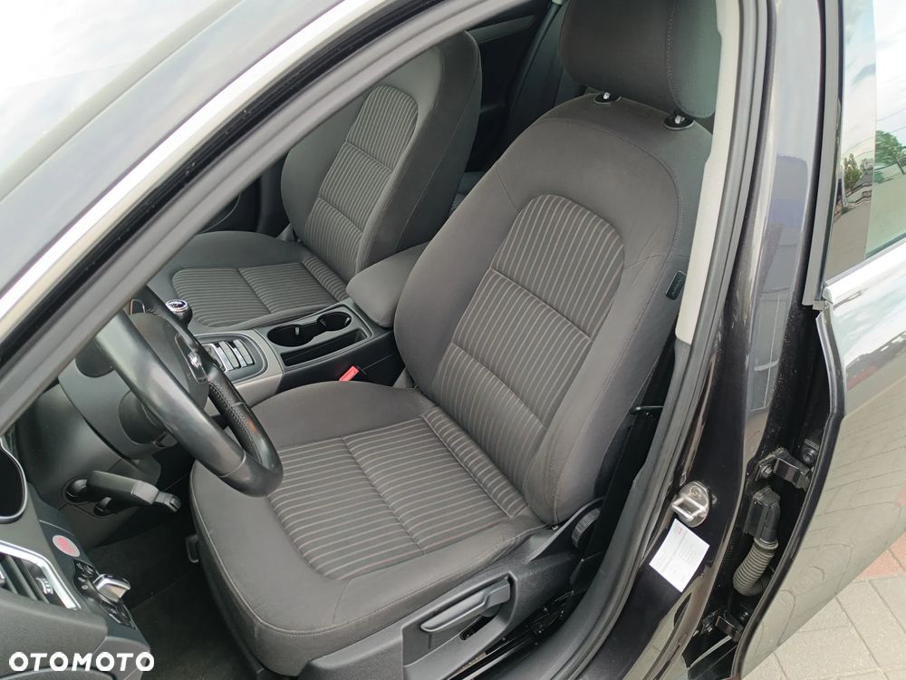 Audi A4 Avant 2.0 TDI DPF Ambition - 23