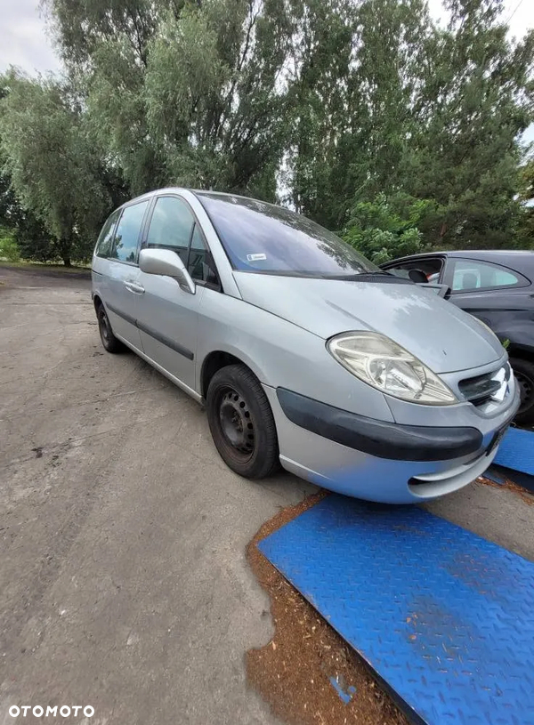 Części- Citroen C8  Pojemność: 1997  Moc: 79 kW  Rok: 2005  Diesel