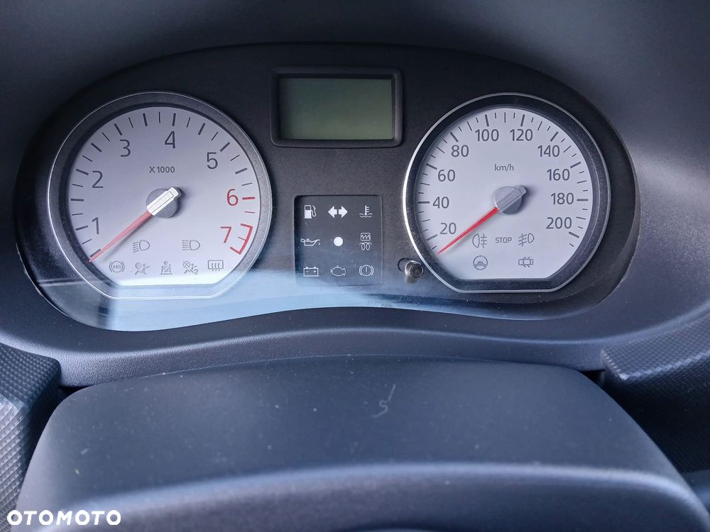 Dacia Sandero - 6