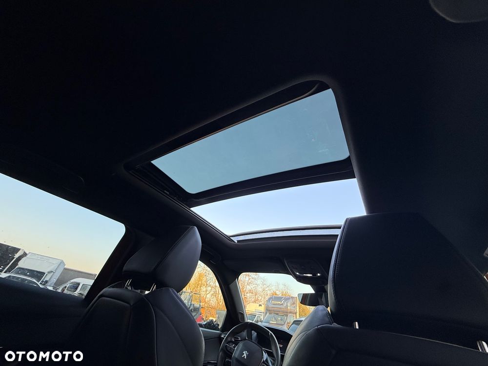 Peugeot 2008 GT Line - 22