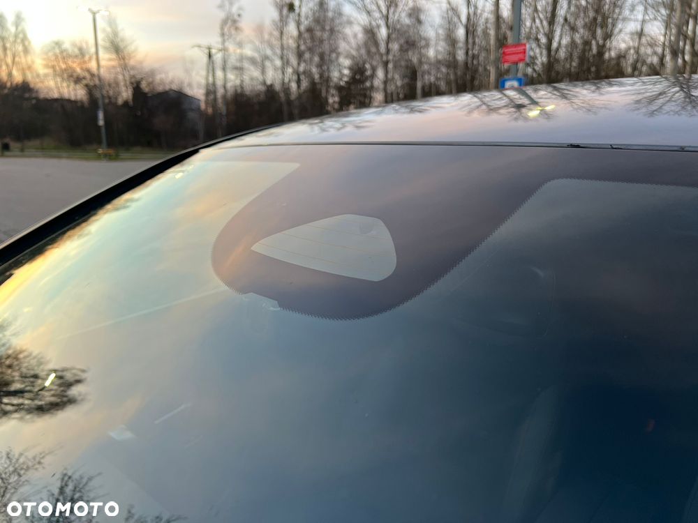 Mercedes-Benz CLA - 33