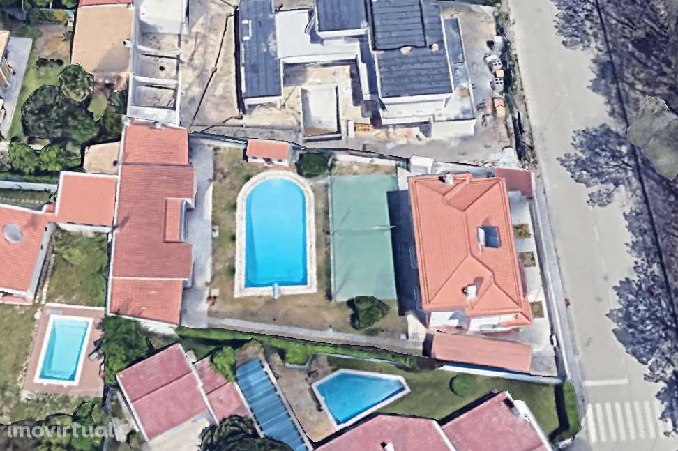 Moradia T5   perto da Herdade da Aroeira. - Grande imagem: 2/54