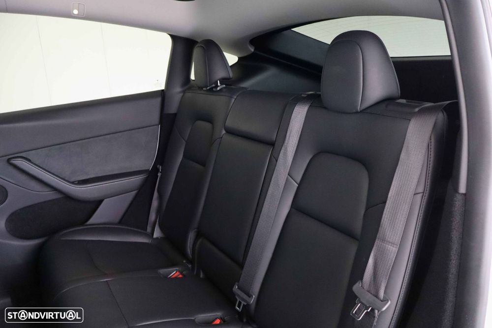 Tesla Model Y Long Range Tração Integral - 37