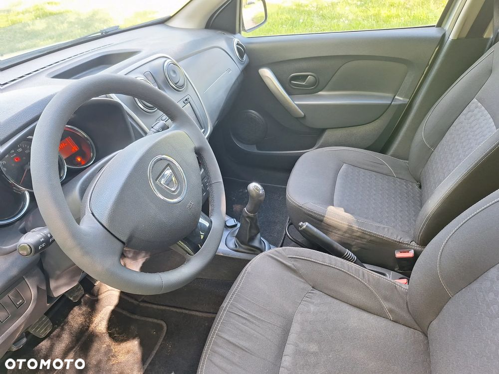 Dacia Sandero - 9