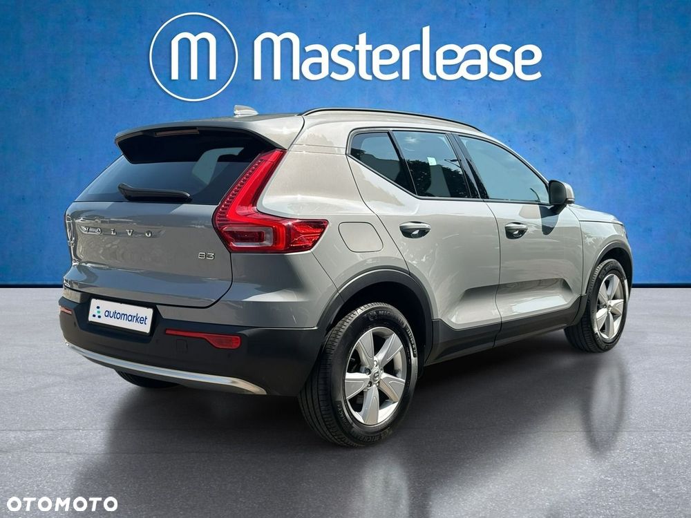 Volvo XC 40 - 5