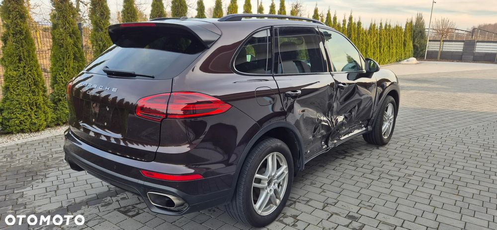 Porsche Cayenne Standard - 9