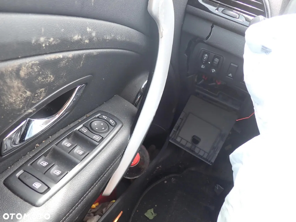 CZĘSCI - Renault Megane III 1,5DCI K9K636 110KM 6B TL4056 HB 5D 2012r. INDEX - 9464 - 13