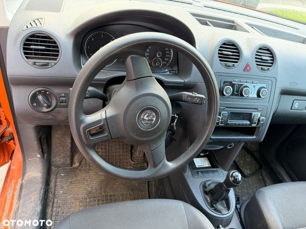 Volkswagen Caddy - 9