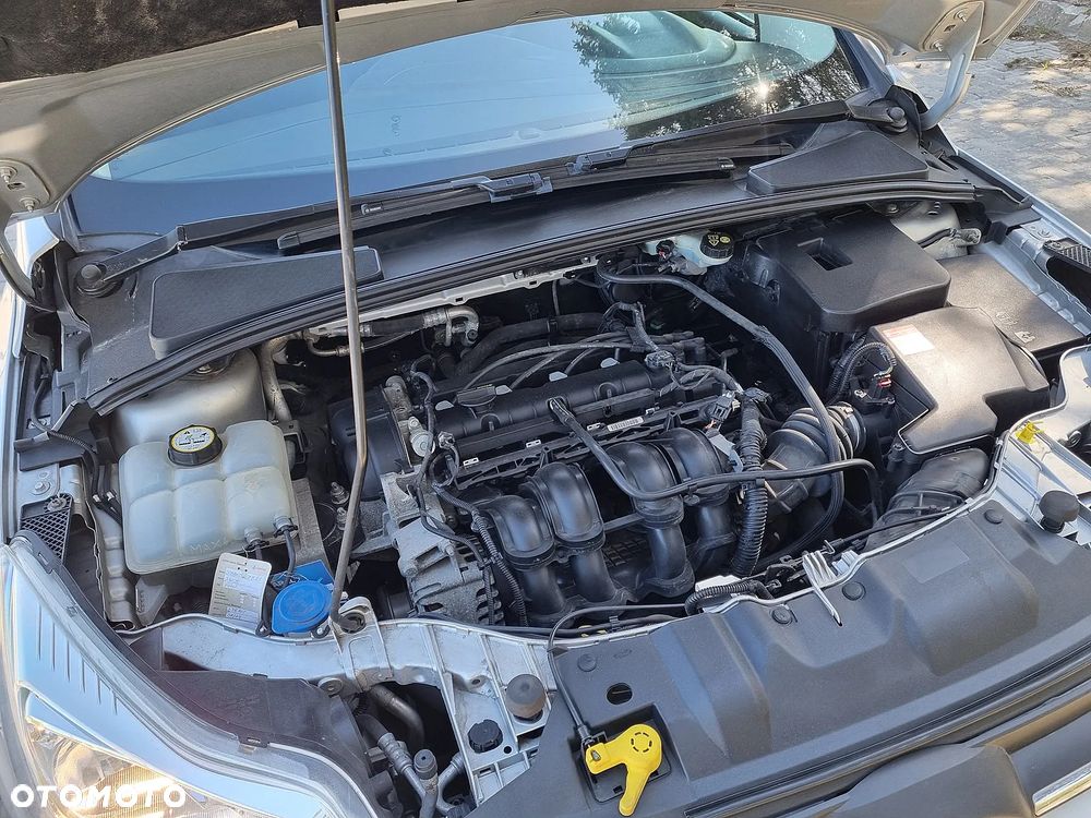 Ford Focus 1.6 TI-VCT Ambiente - 16