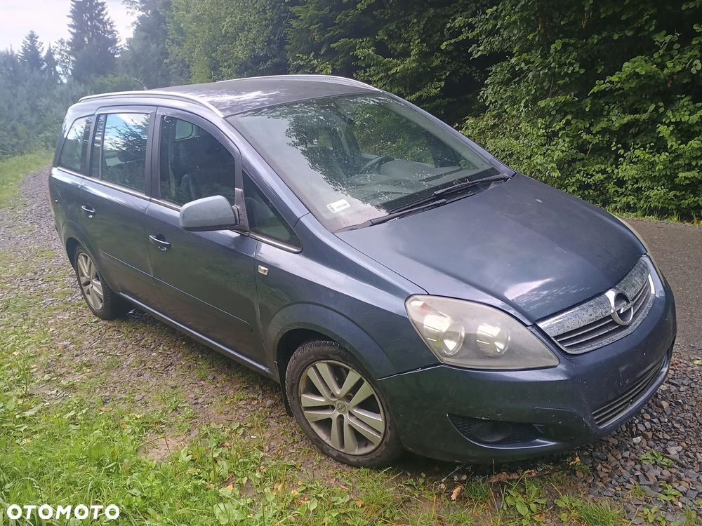 Opel Zafira 1.9 CDTI Cosmo ActiveSelect - 3