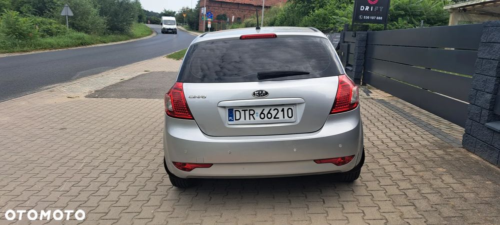Kia Ceed 1.4 Comfort + - 4