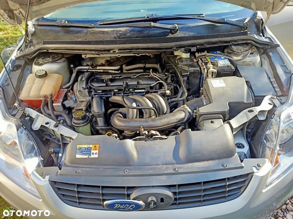Ford Focus 1.6 Trend - 26