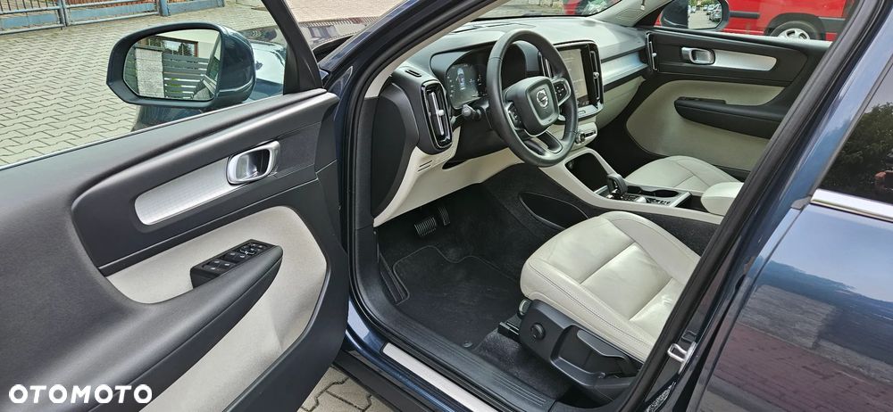 Volvo XC 40 T4 Recharge DKG Plus Bright - 17