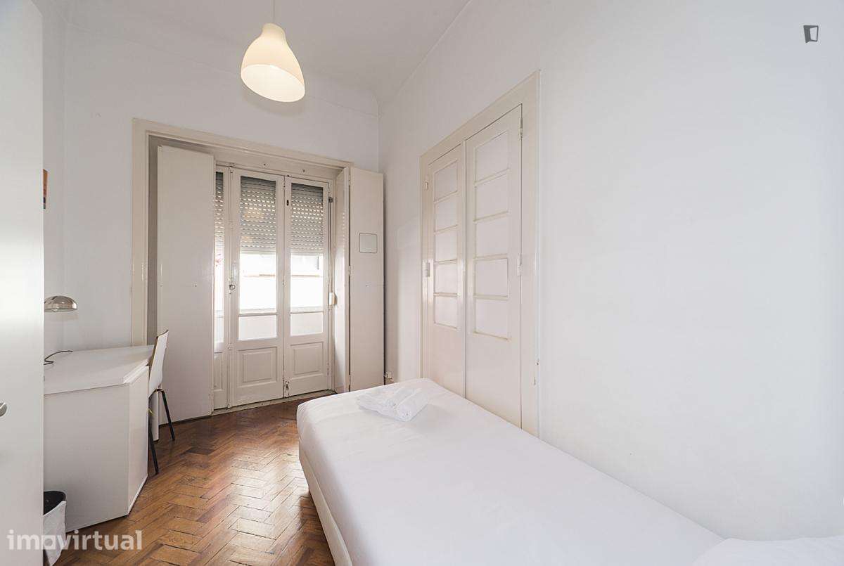 Quarto - localizado em Lapa Lisbon - Grande imagem: 3/22