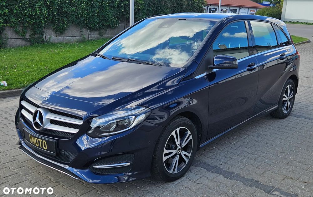 Mercedes-Benz Klasa B 180 7G-DCT UrbanStyle Edition - 2