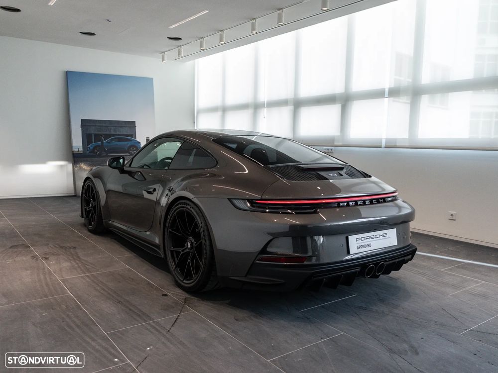 Porsche 911 (992) - 11