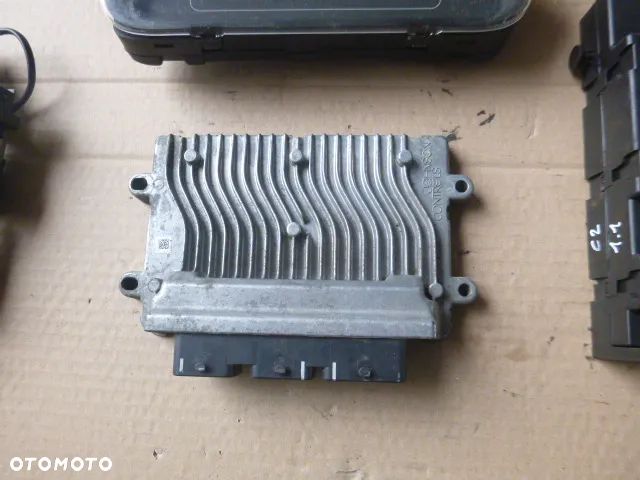 ZESTAW STARTOWY STACYJKA KOMPUTER BSI CITROEN C2 1.1 8V - 19