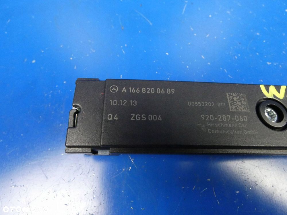 Wzmacniacz antenowy Mercedes-Benz GLA W156 X156 A1668200689 - 2
