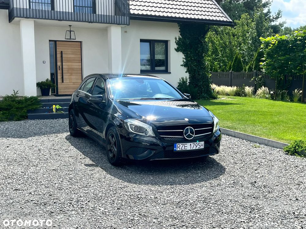 Mercedes-Benz Klasa A 180 BlueEfficiency Edition - 30