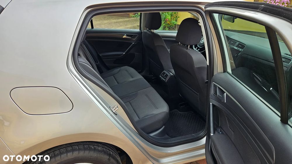 Volkswagen Golf 1.5 TSI BMT Comfortline - 8