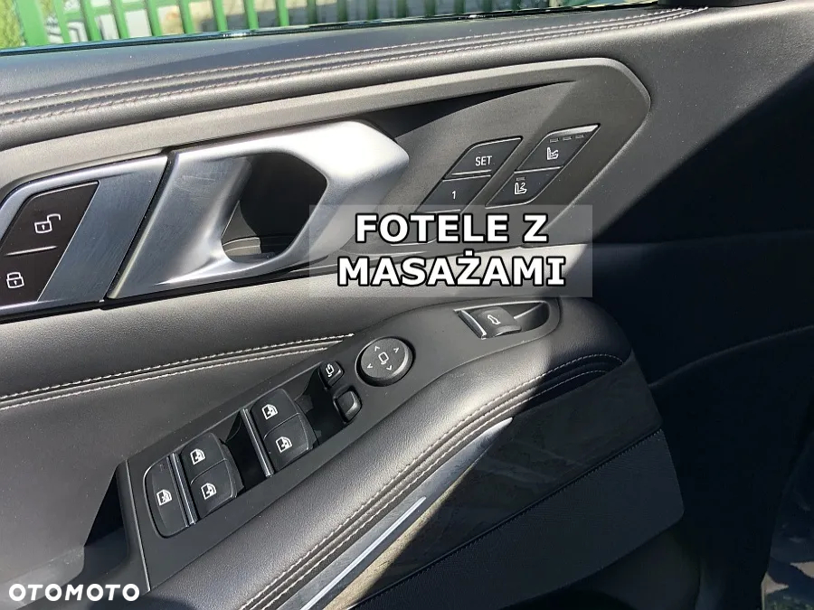 BMW X5 M M50d - 23