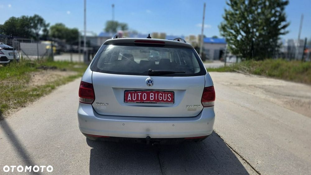 Volkswagen Golf - 5